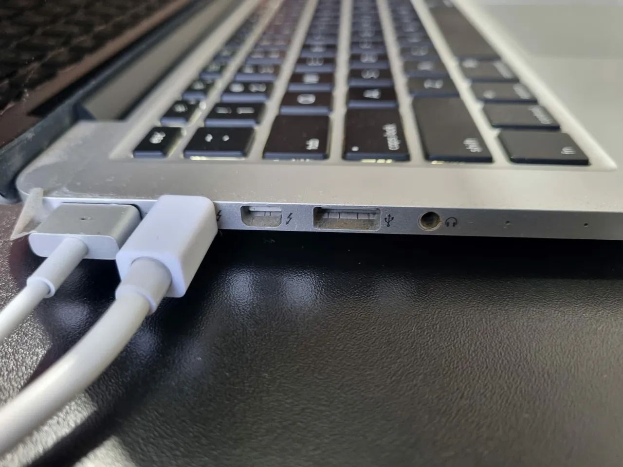Macbook 2013 Retina Para retirar peças - Foto 5
