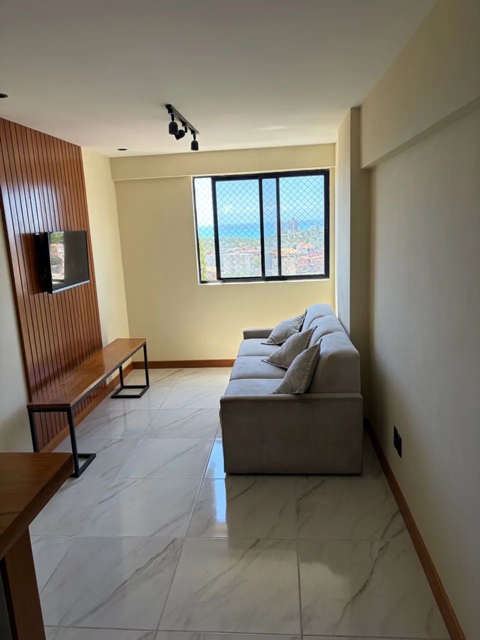 APARTAMENTO TOTALMENTE MOBILIADO!