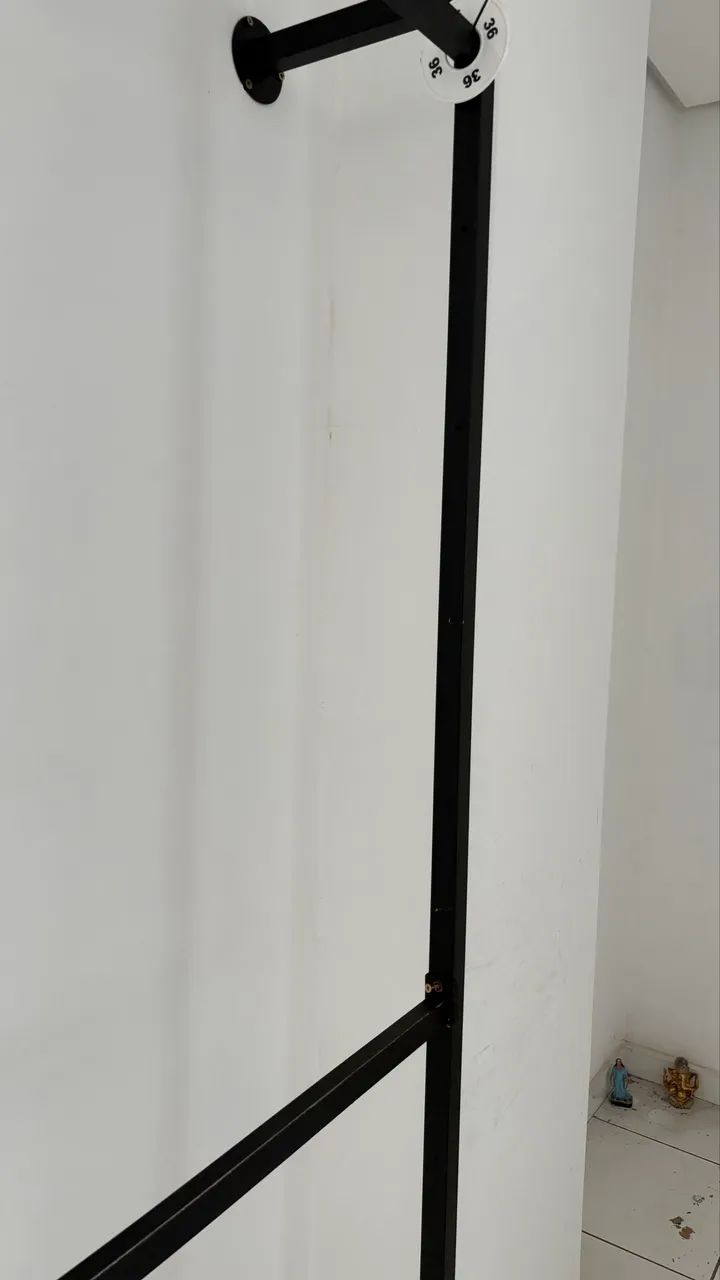 Conjunto de araras de ferro com 6 barras - Foto 3
