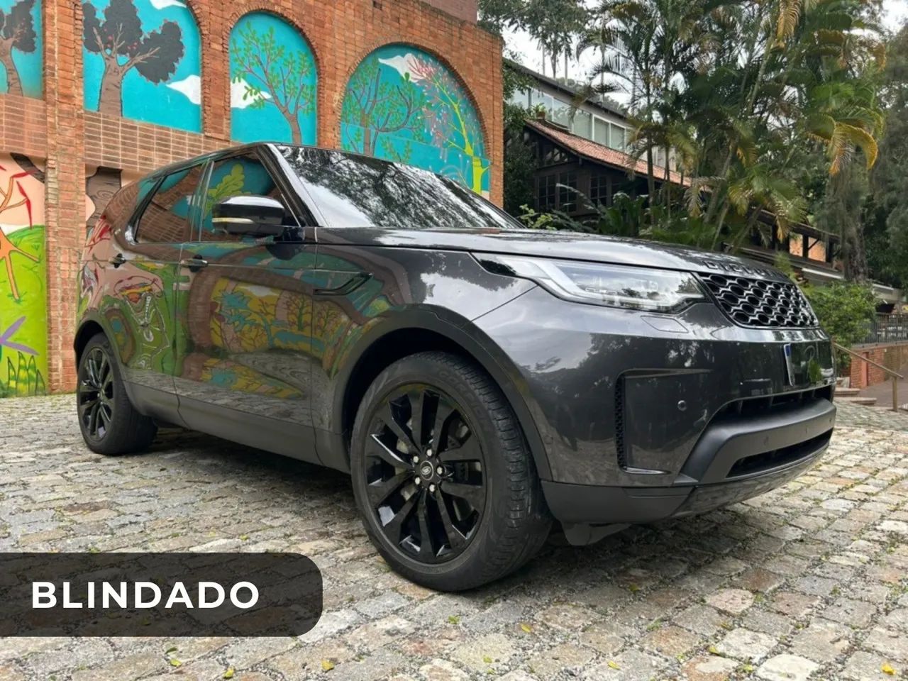 Land Rover Discovery 2022