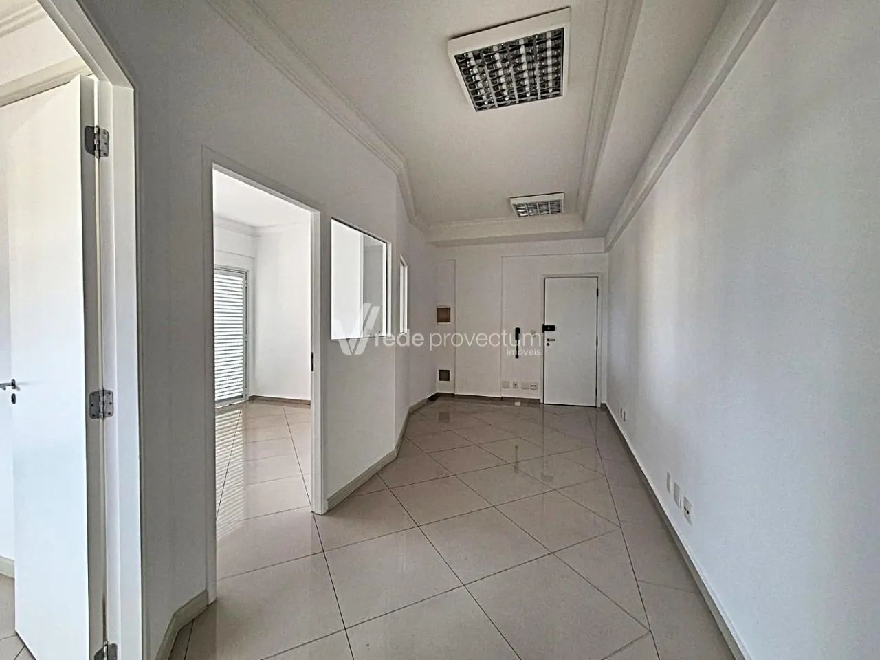 ALUGA-SE SALA COMERCIAL NO JD. GUANABARA - Foto 4