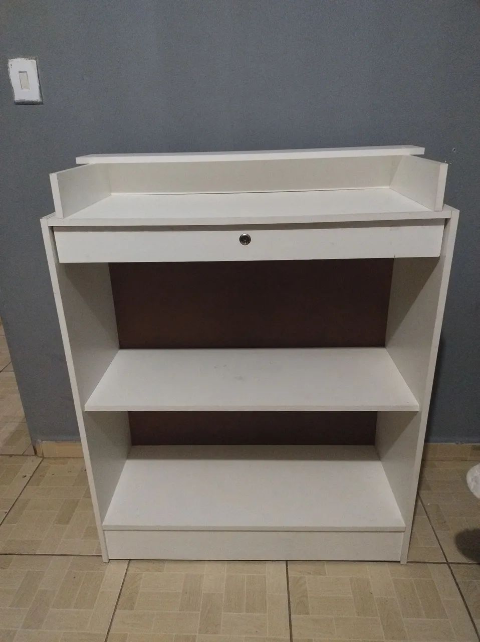Balcão caixa pouco uso 