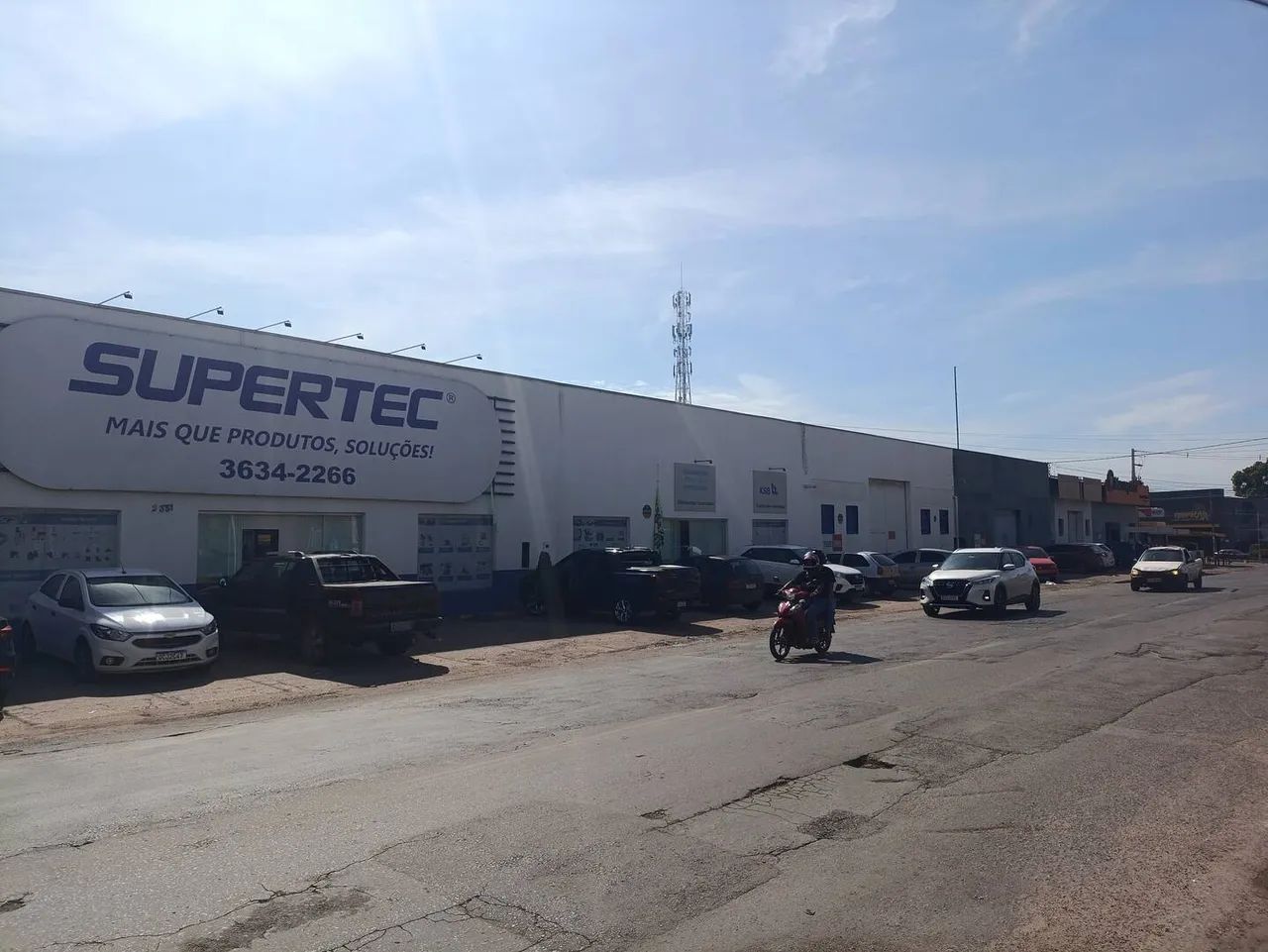 Barracão para Alugar em Cuiabá | 420m² | Av. Gen. Melo (Próx. Carmindo)
