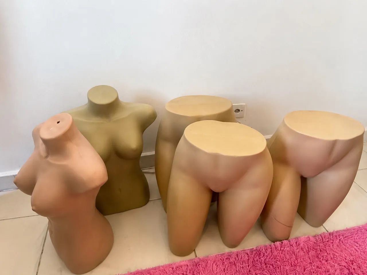 Kit de Manequins Femininos para Loja, Brechó e Vitrine