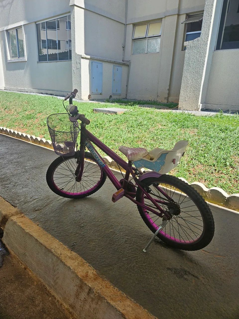 Bicicleta  - Foto 2