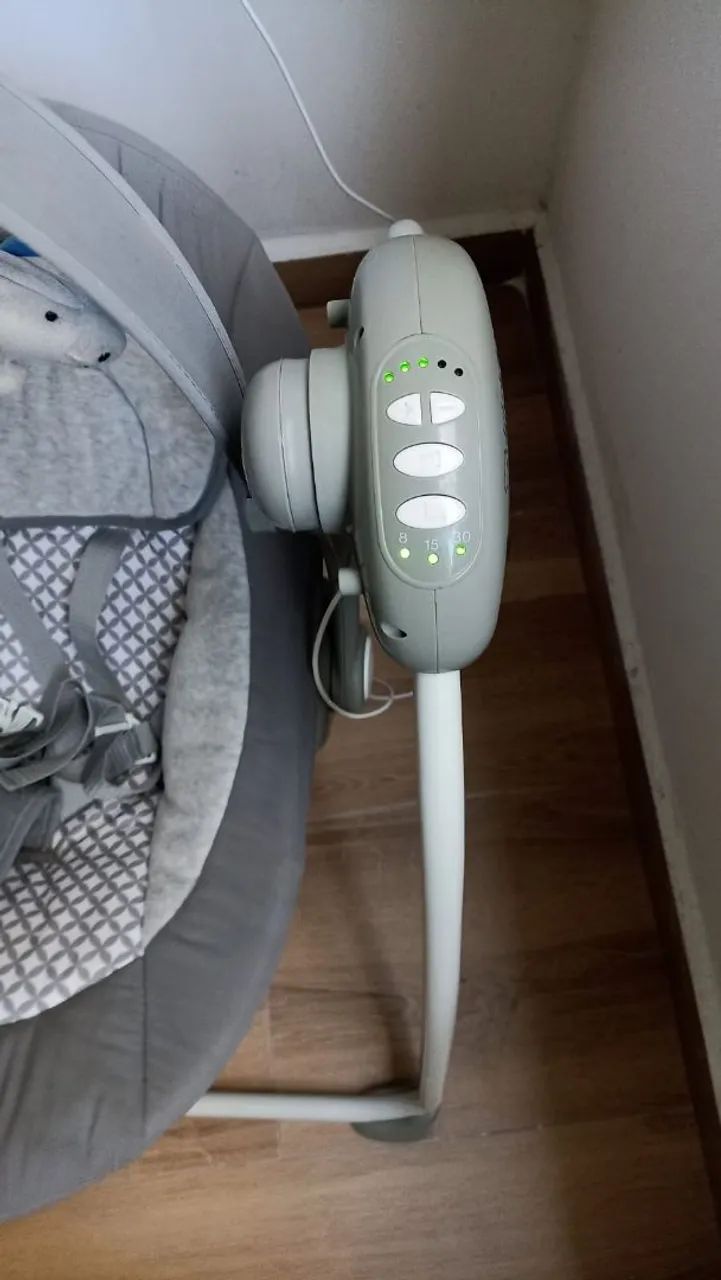 Cadeira de balanço eletrônica para bebês - Kiddo  - Foto 2