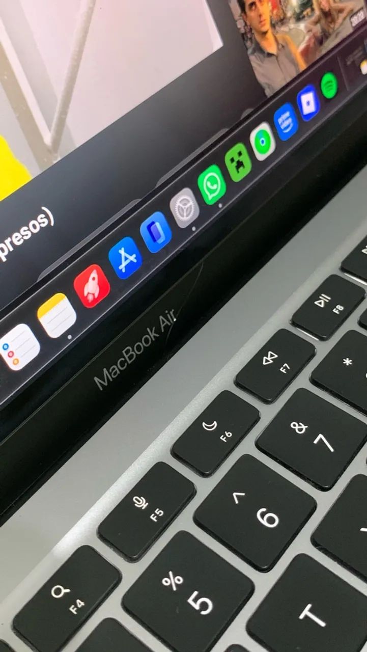 MacBook M1 com carregador e caixa original  - Foto 5
