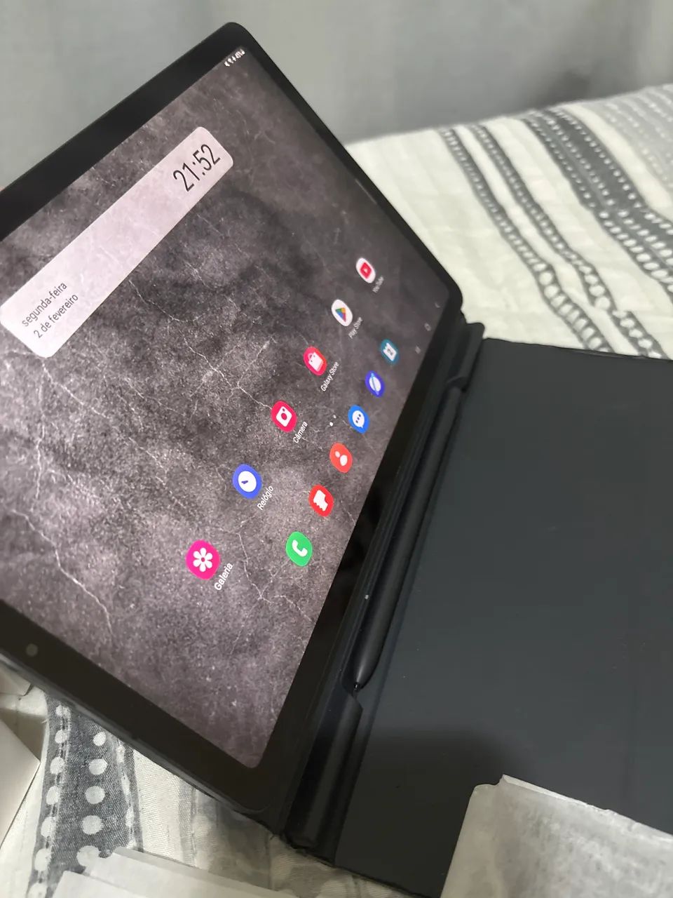 Tablet Samsung Tab S6 Lite - Com acessórios, caixa e nota fiscal - Pra vender logo  - Foto 4