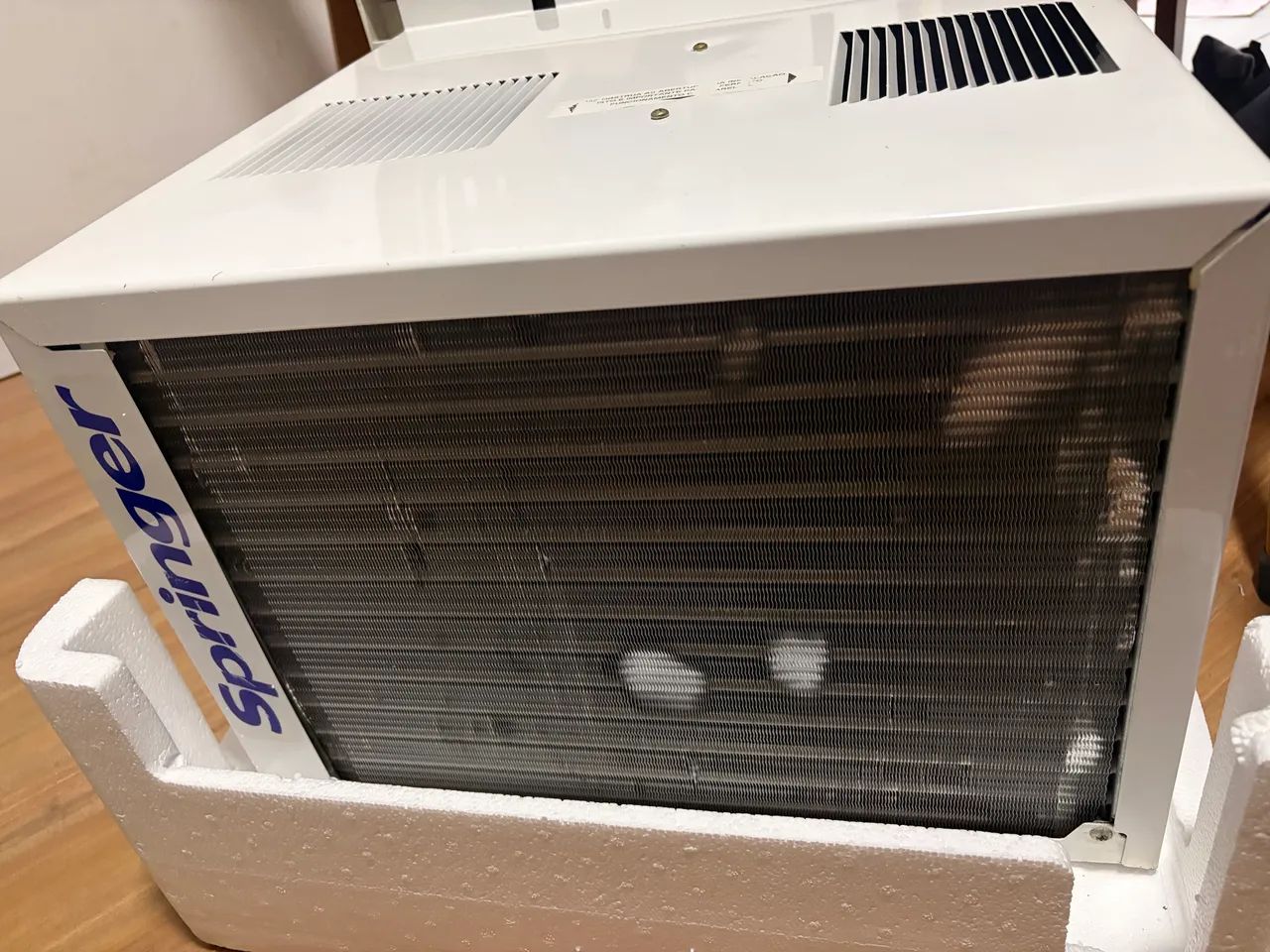AR CONDICIONADO JANELA SPRINGER - Foto 4