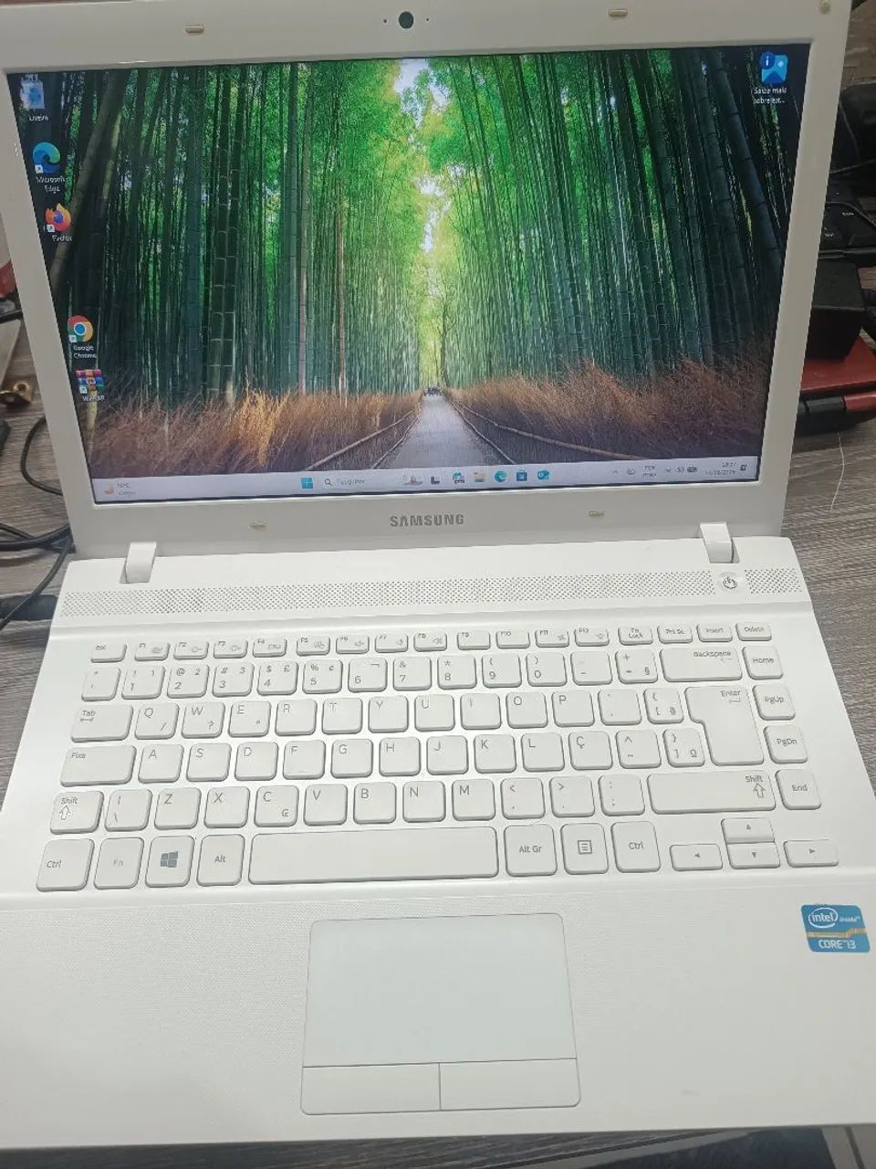 Notebook i3, SSD, 4 GB RAM. - Foto 2