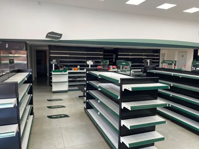 Móveis e Gondôlas para Drogarias e outros comercios - Foto 2