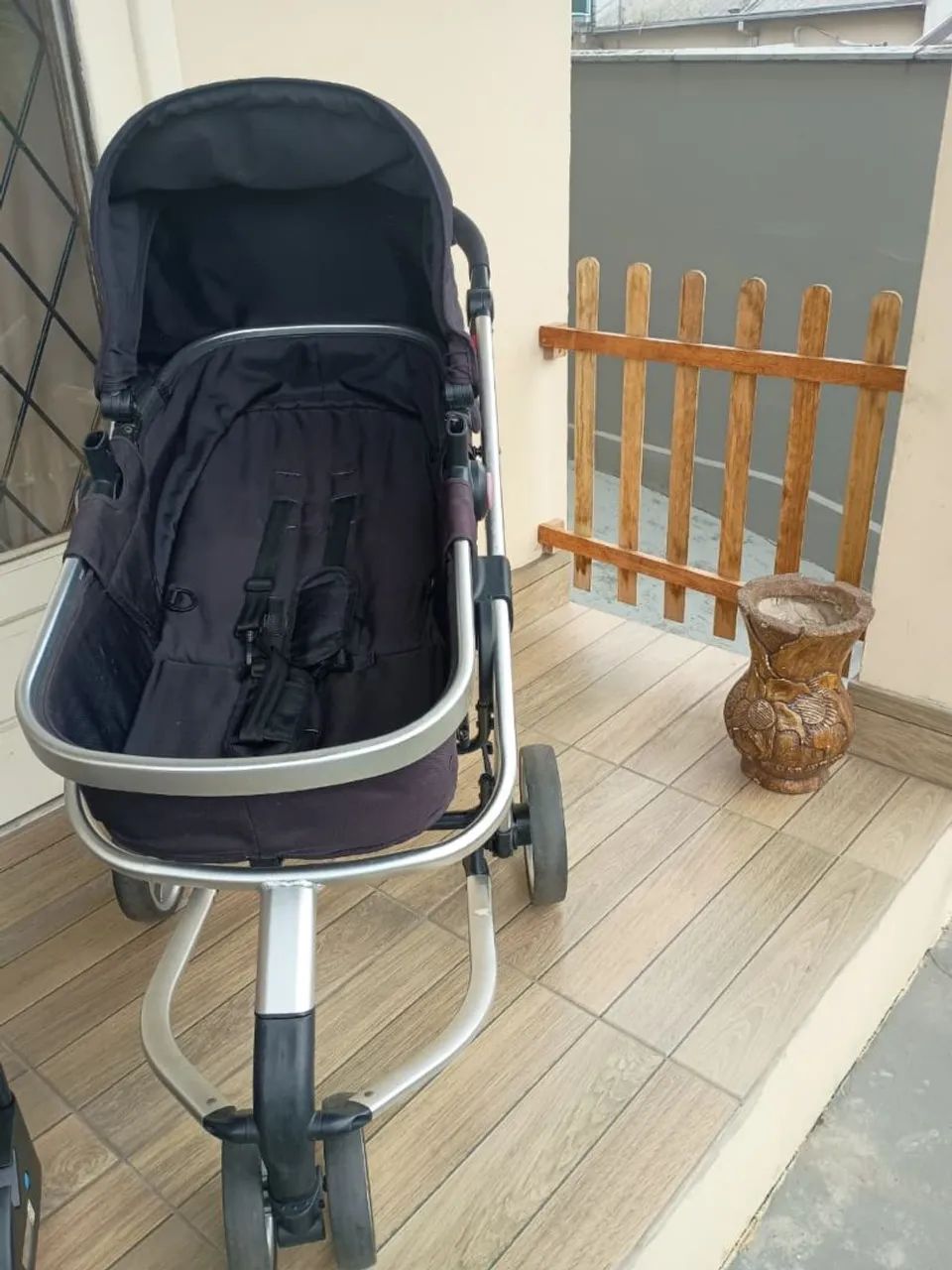 Carinho de bebê com bebê conforto - Foto 3