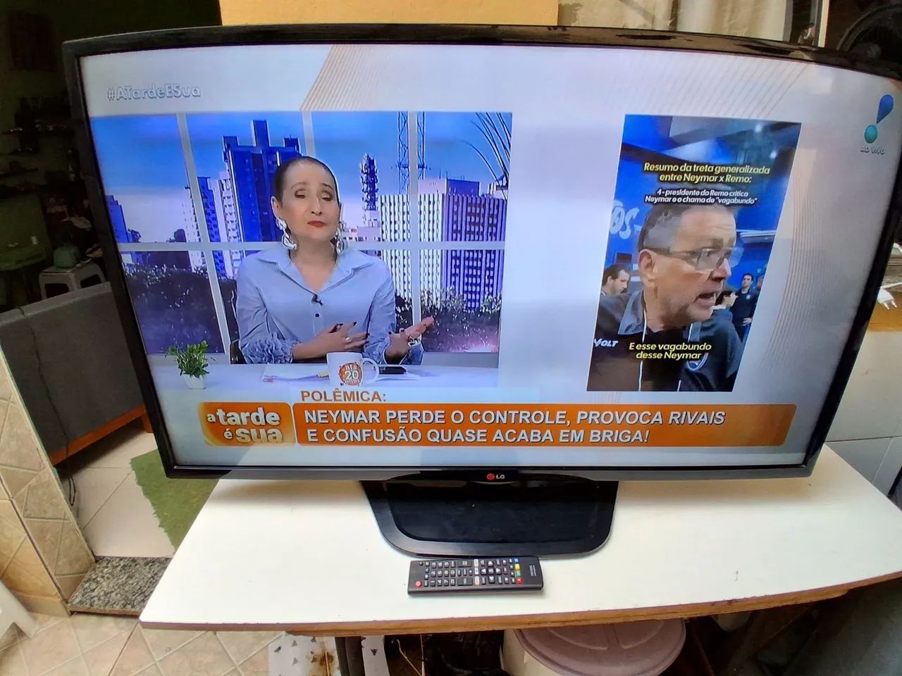 Vendo tv lg 42 polegadas smart em ótimo estado  - Foto 3
