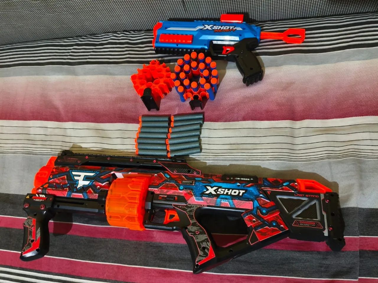 2 T-SHOT NOVOS POR PRECO ÚNICO!! - Brinquedos e Jogos - Mangueira