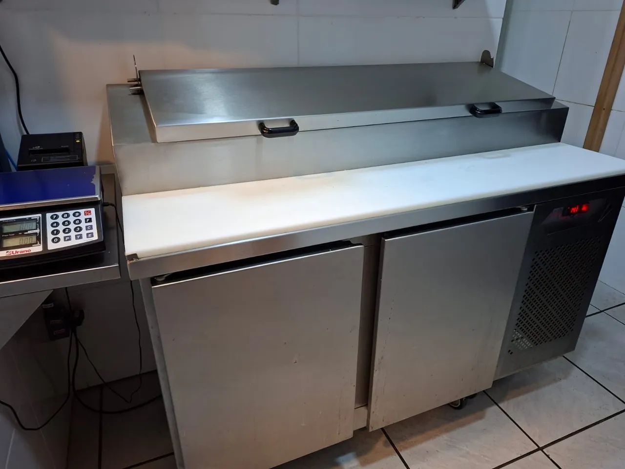 OPORTUNIDADE! CONDIMENTADORA REFRIGERADA STYLUX  - Foto 2