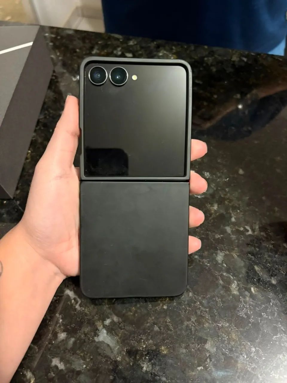 Samsung ZFlip 7 - Foto 3