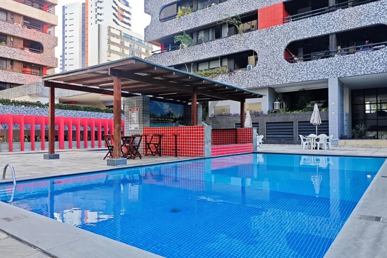 Flat Reformado e Decorado com 50m² em Boa Viagem com Porteira Fechada - Foto 3