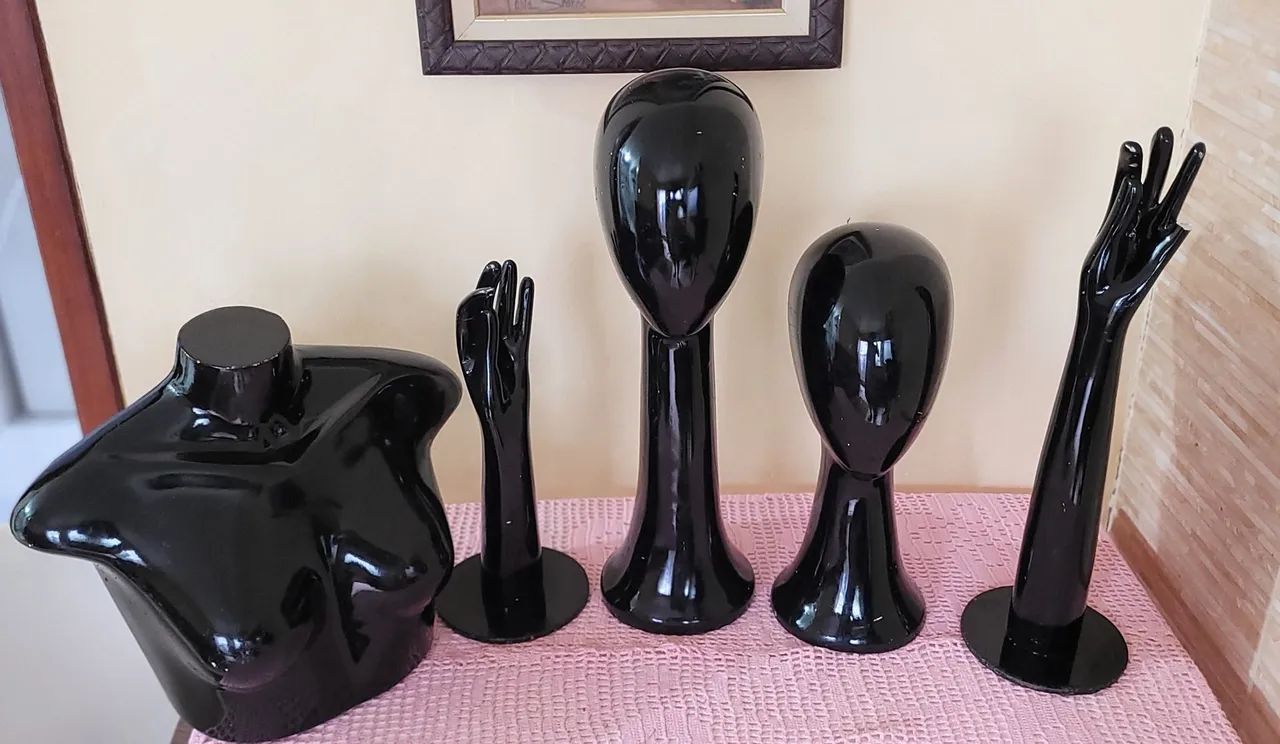 KIT EXPOSITOR DE ACESSÓRIOS MANEQUINS 