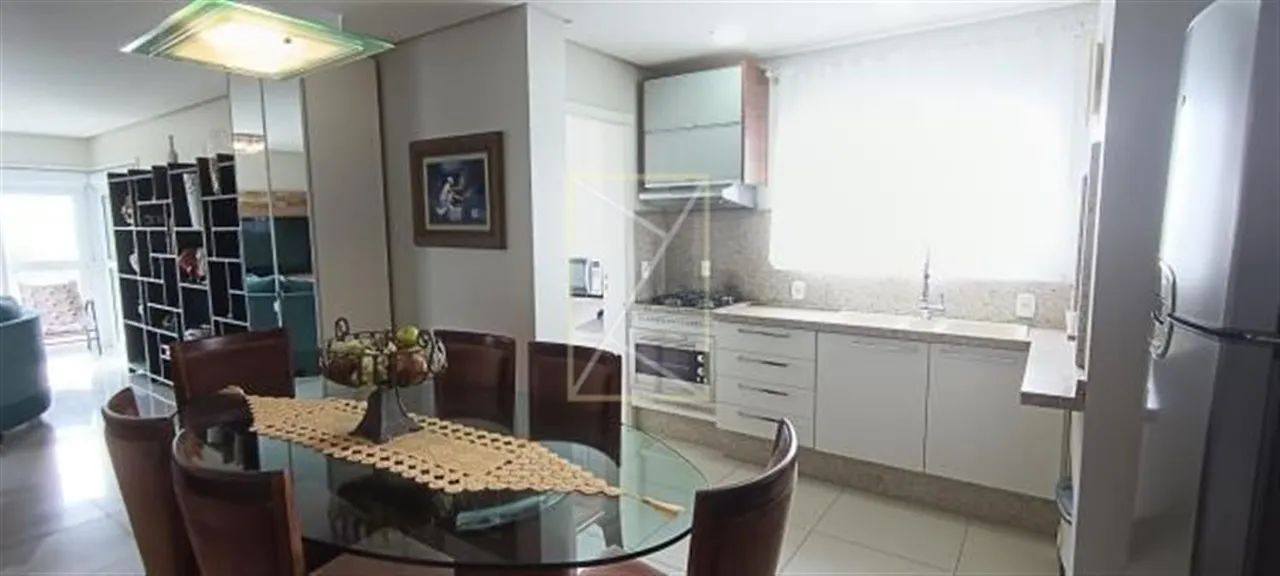 Finamente mobiliado e decorado com 3 dormitórios, sendo 1 suíte, sala - Foto 2