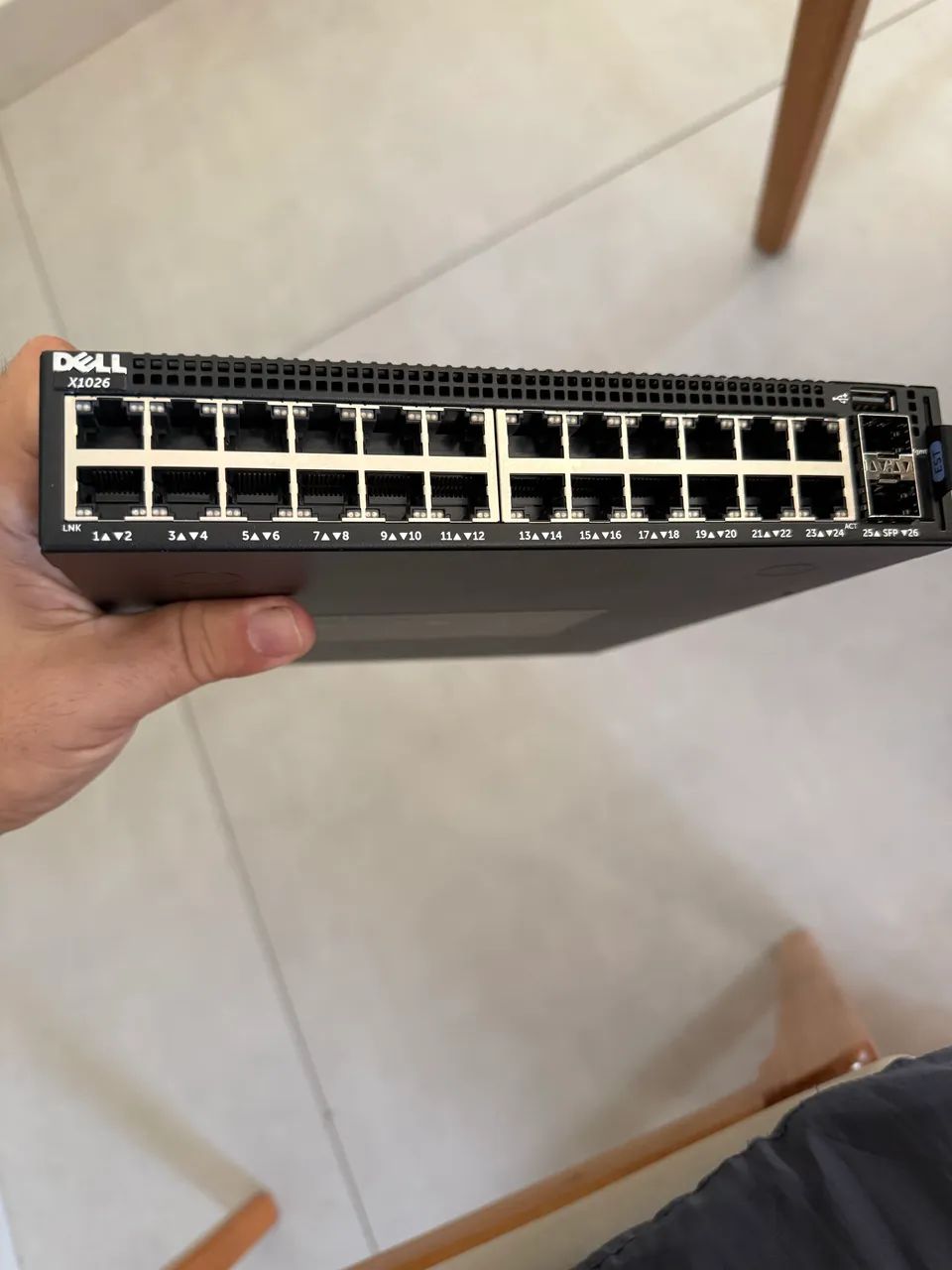 Switch gerenciável Dell x1026 - excelente