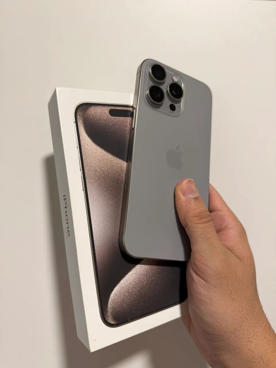 IPHONE 15 PRO MAX MUITO CONSERVADO - Foto 5