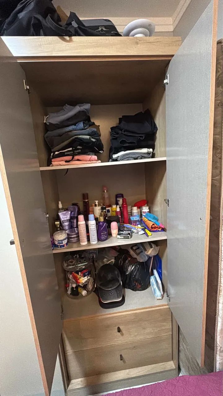 Guarda roupa solteirão
