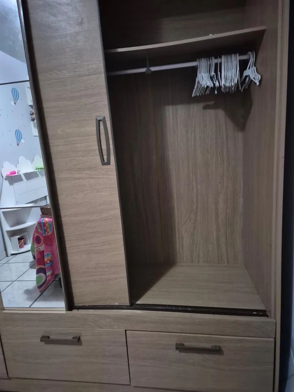 Vendo Guarda roupa, cama de solteiro e cabeceira - Foto 5