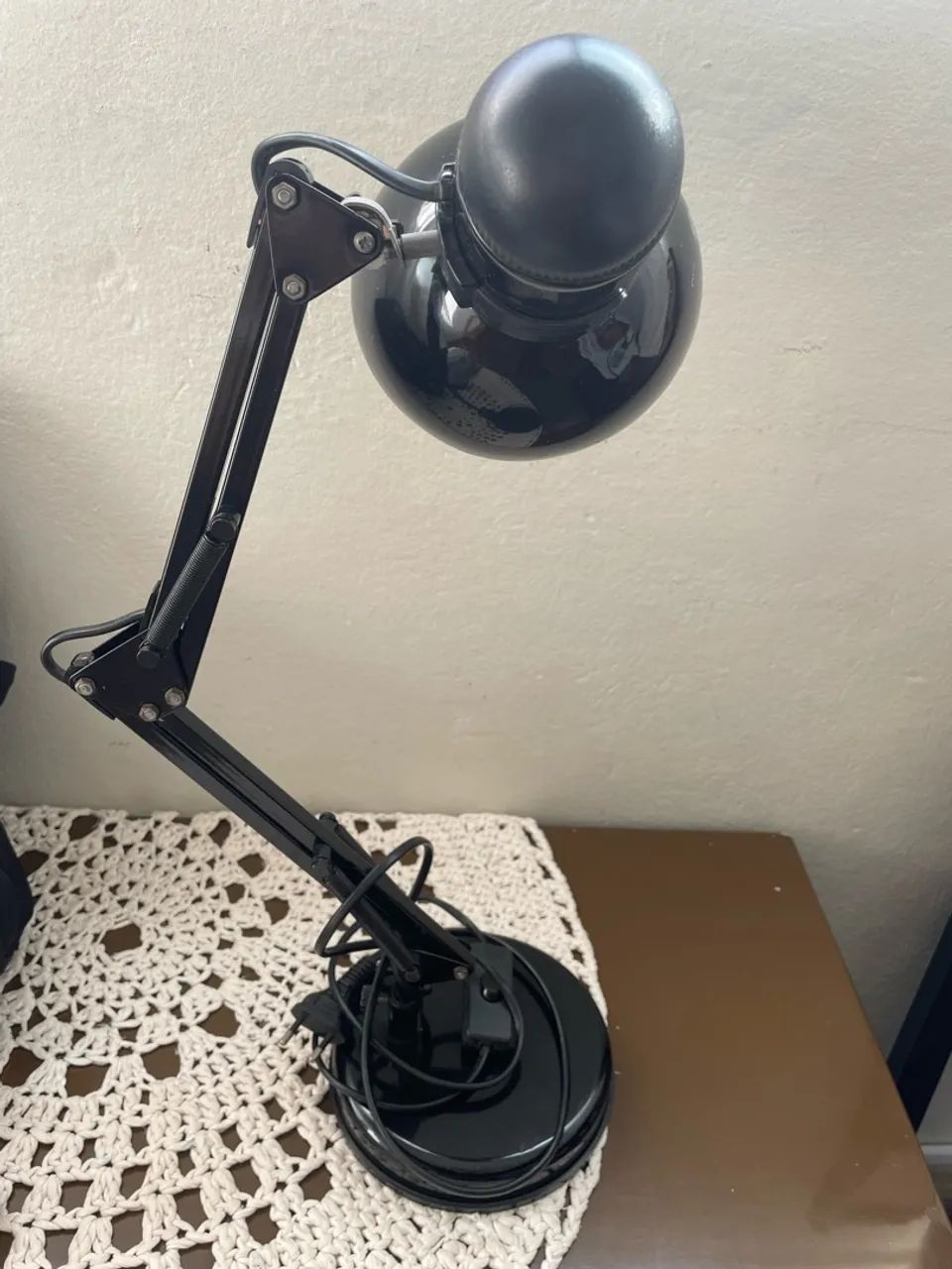 Luminária articulada 110 preta - Foto 4