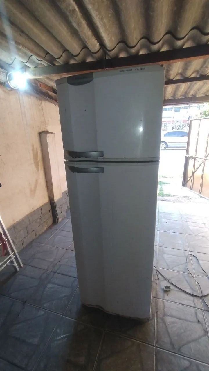Geladeira Eletrolux  - Foto 4