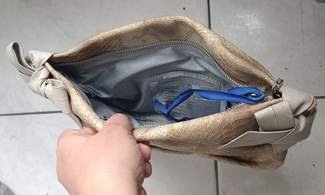 Bolsa clutch em couro (Piton) - Foto 4