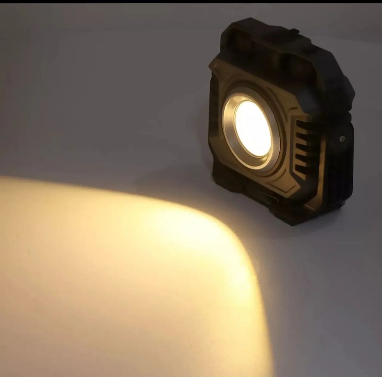 Lanterna, Farol de Led  - Foto 3