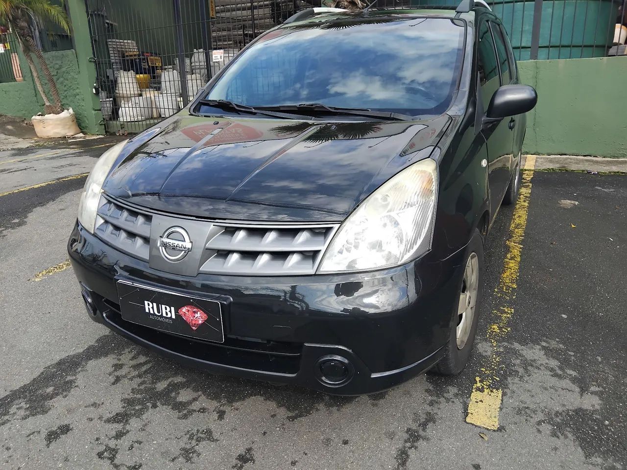 Nissan Livina LIVINA 1.6 16V Flex Fuel 5p 2012