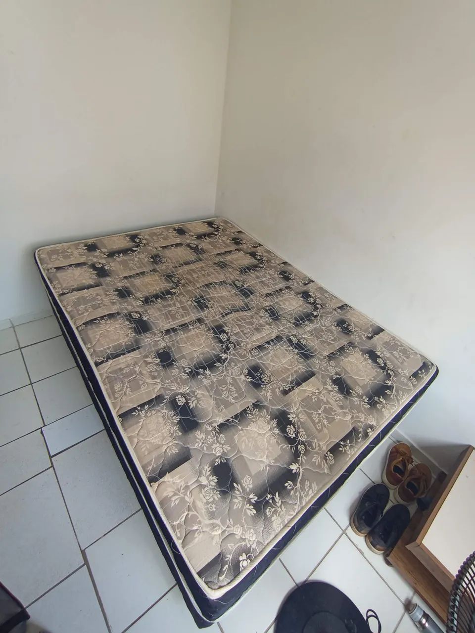 Vendo cama box casal - Foto 2