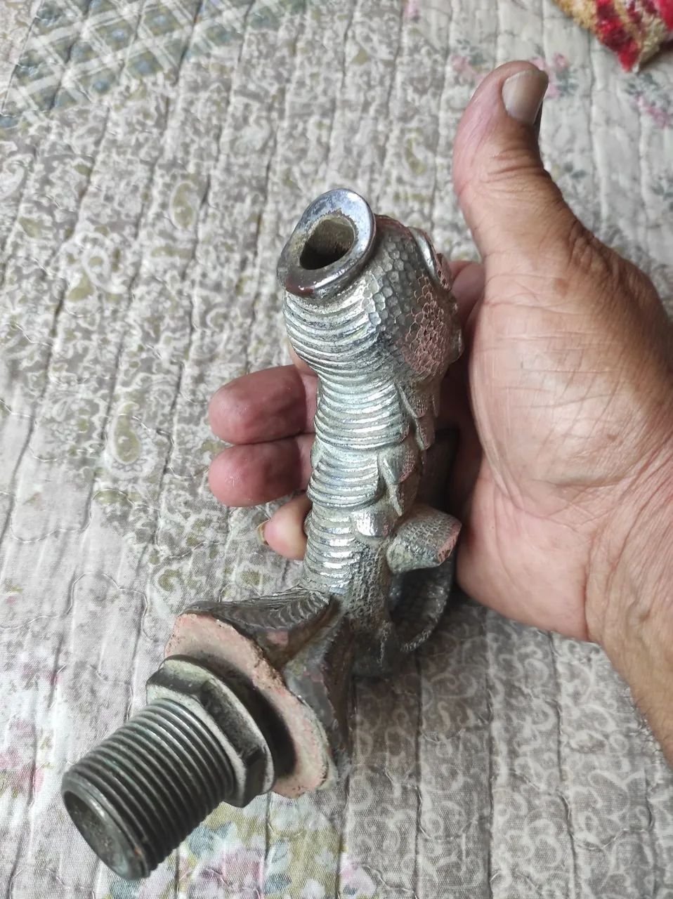 Torneira Antiga,Para Chafariz,Em puro Metal/Bronze: - Foto 3