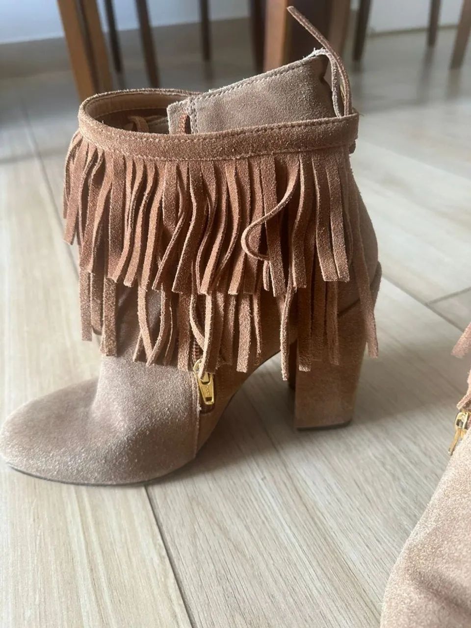 Bota cano curto camurça 36
