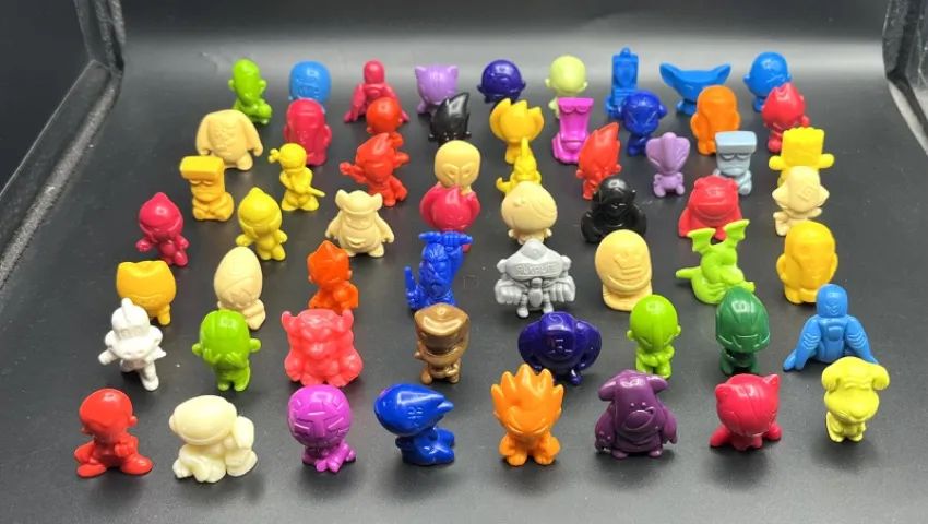 LOTE COM 59 GOGO'S CRAZY BONES