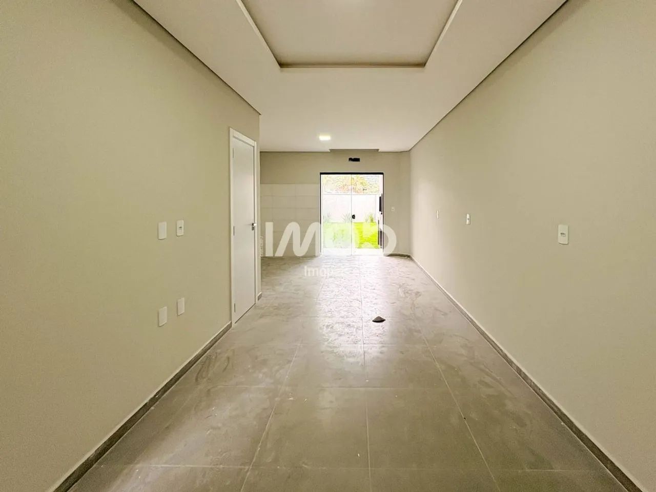 GEMINADO COM SUÍTE + 2 QUARTOS, ÁGUA VERDE - Foto 2