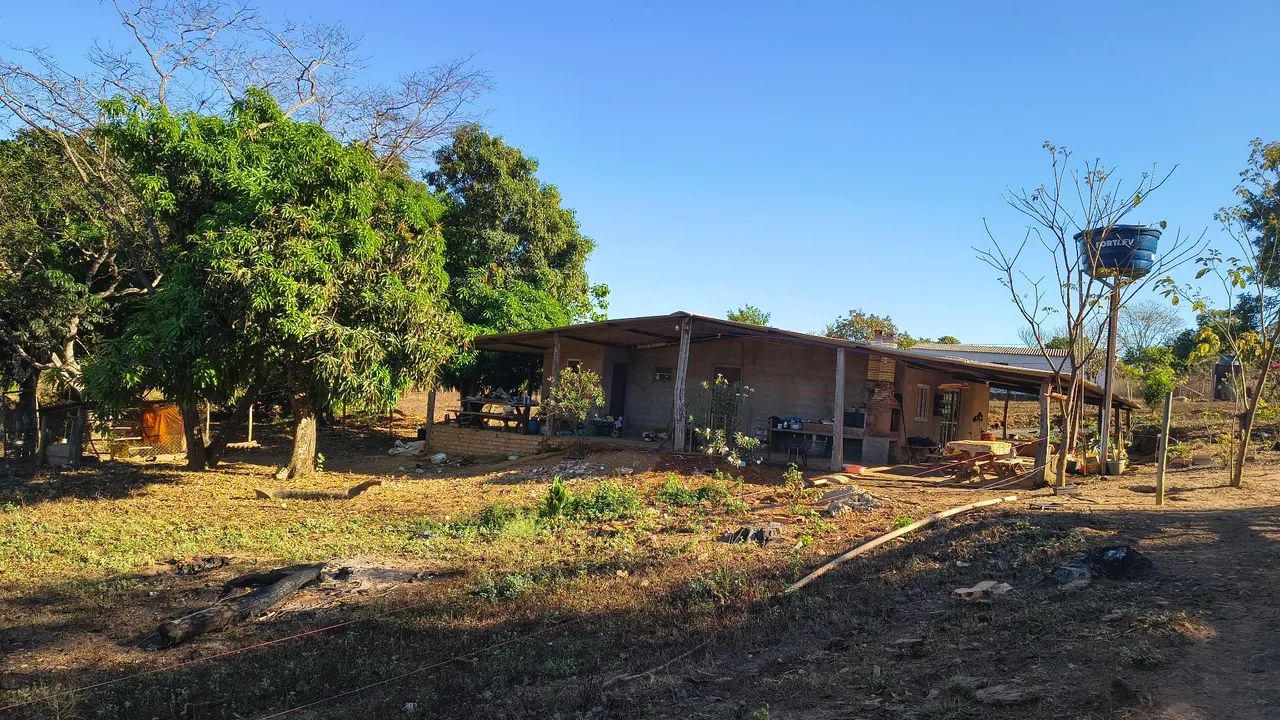Chácara ás margem da barragem do Rio São Bartolomeu 