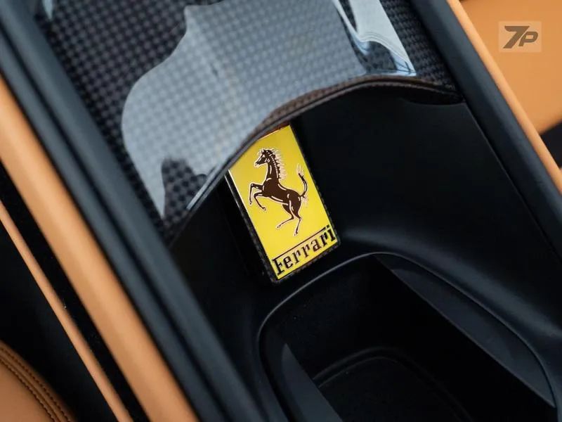 Ferrari Roma Spider 3.9 V8 620cv, foto 8 de 20