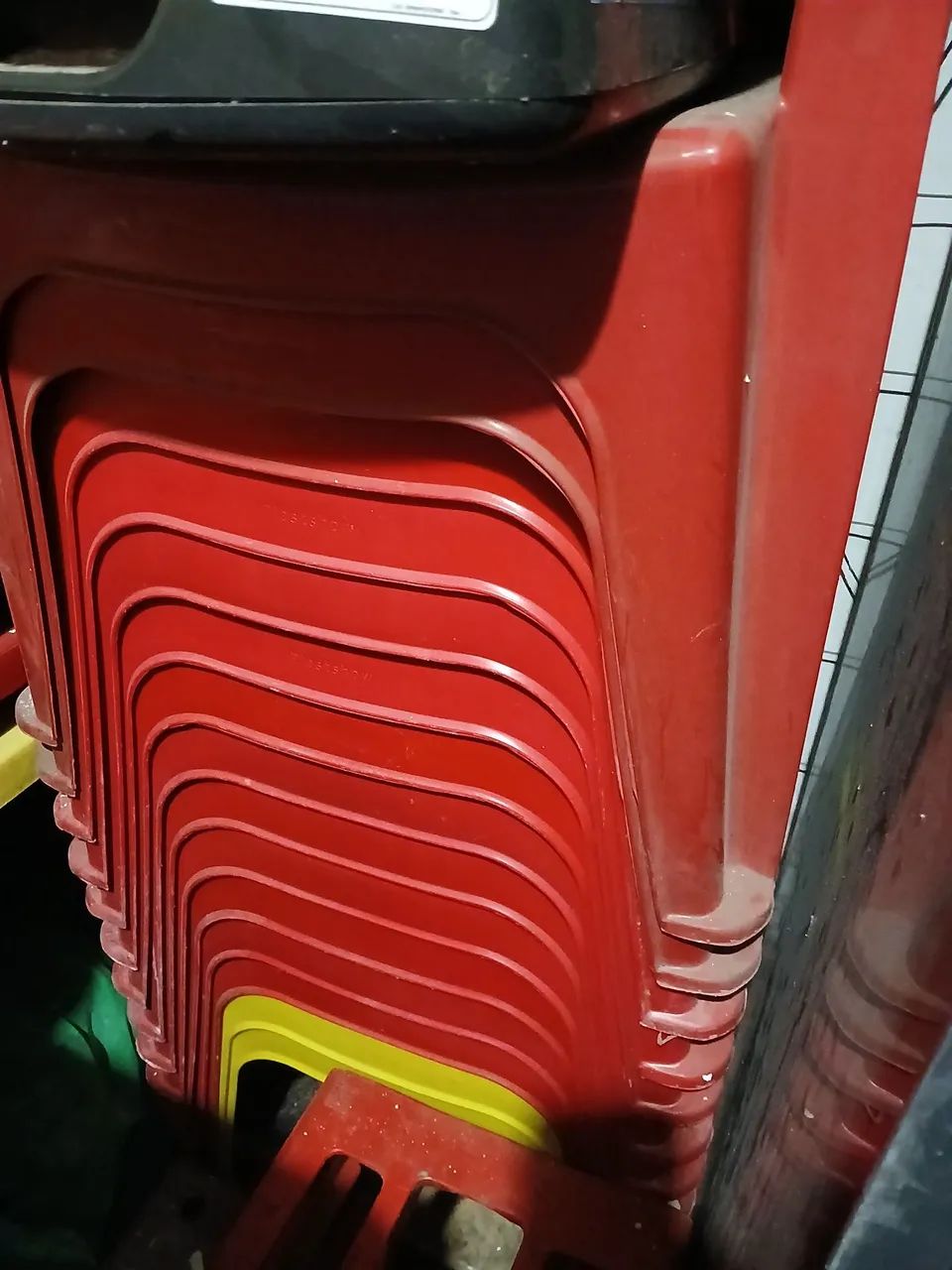 Mesas e cadeiras 