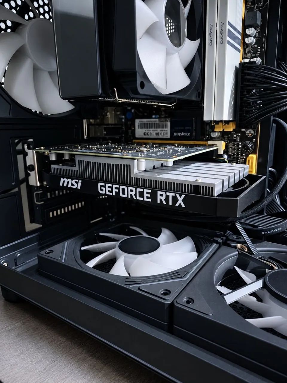 RTX 3050 6GB MSI  - Foto 2