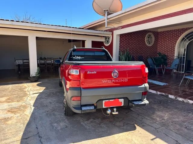 Fiat Strada Working Hard 1.4 Fire Flex 8V CS 2017 - Foto 3