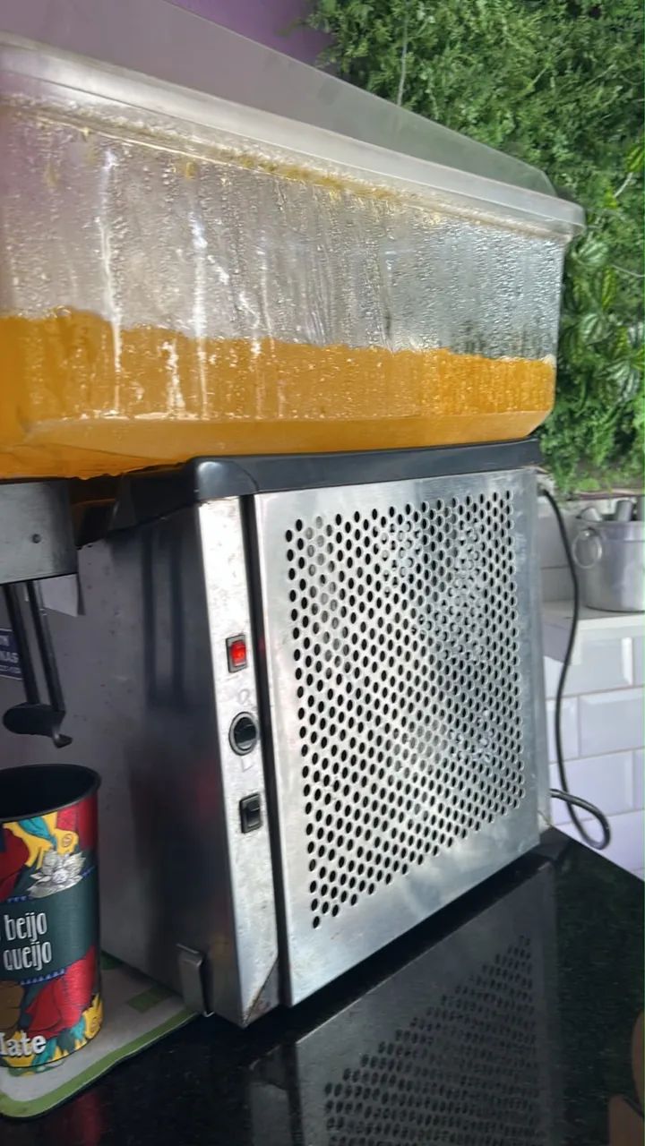 Vendo Refresqueira Gelando Muito  - Foto 2