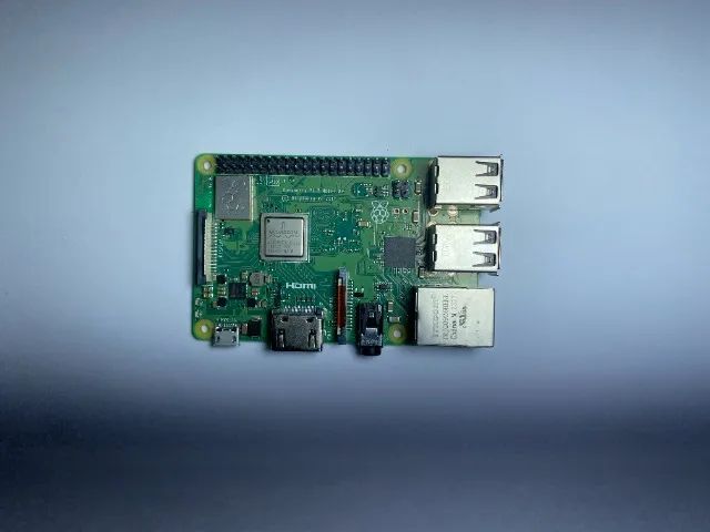 Placa Raspberry Pi3 model B +    - Foto 4
