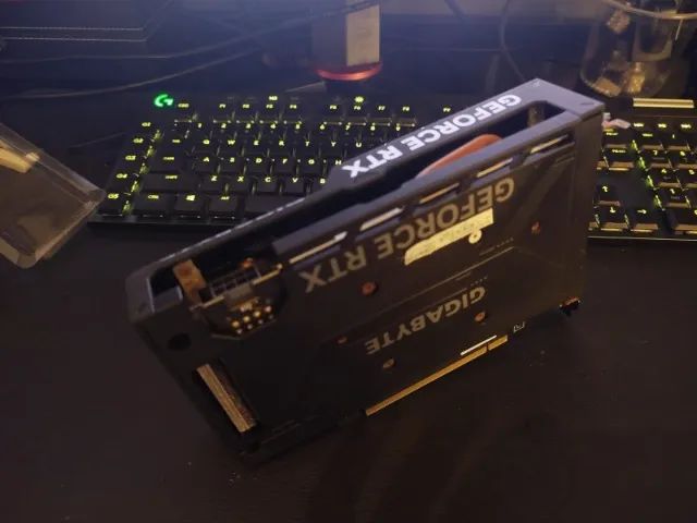 GTX 4060 Gigabyte  ---COM DEFEITO--- R$ 1.300