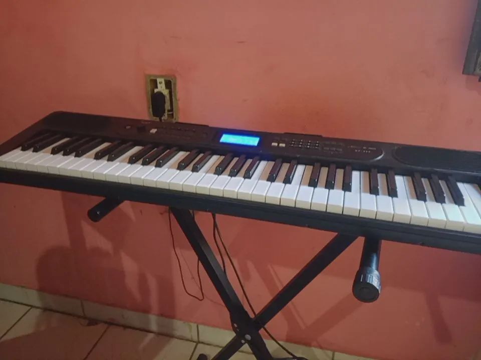 TECLADO SEMI-NOVO - Foto 2
