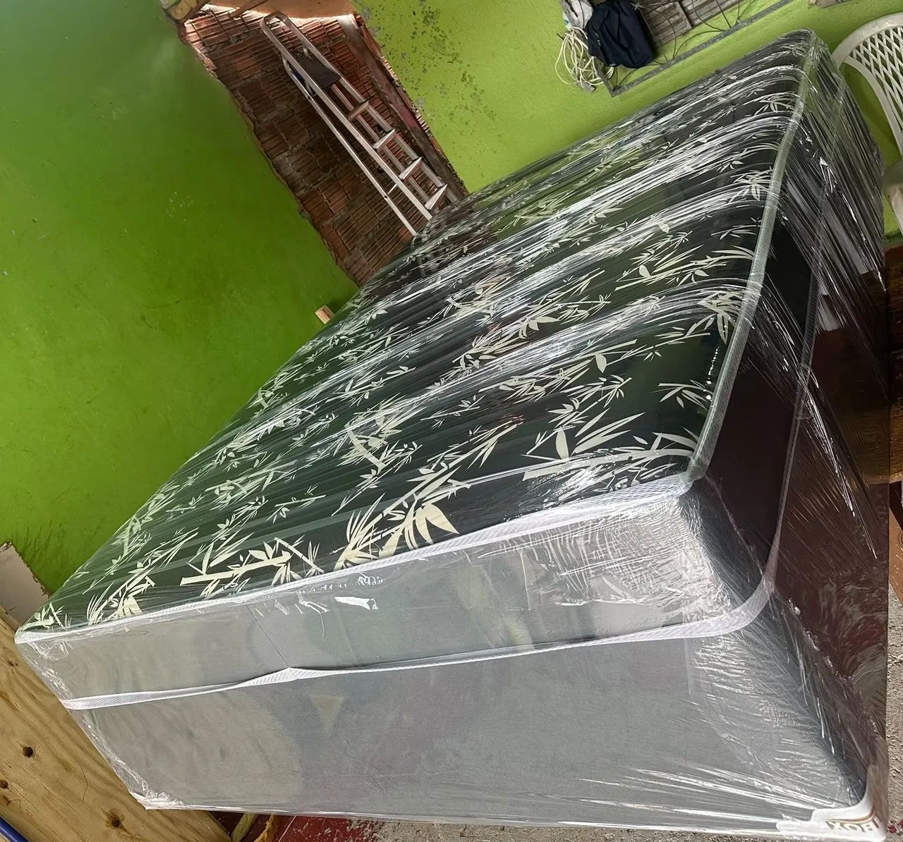 Cama box casal espuma 