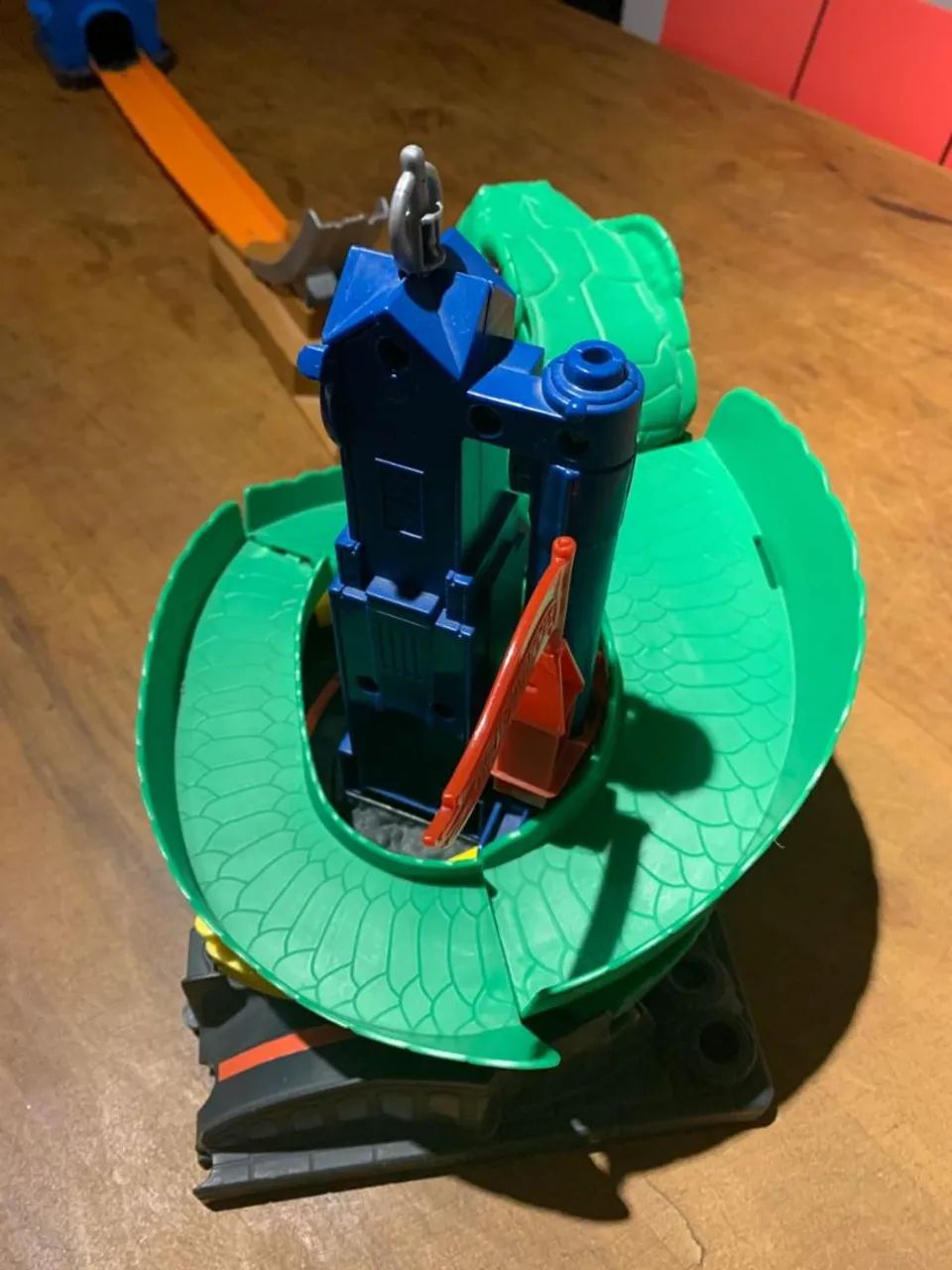Pista Hotwheels Serpente - Foto 4