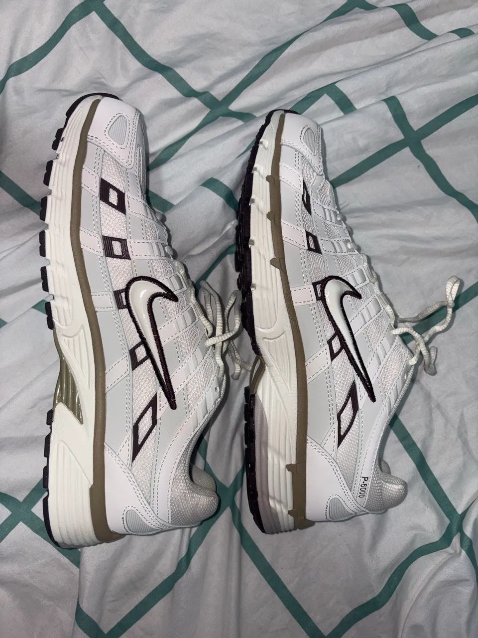 NIKE P-6000