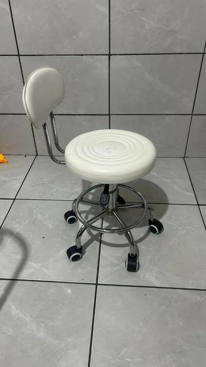 Vendo cadeira e ring light 600 aceito propostas  - Foto 2